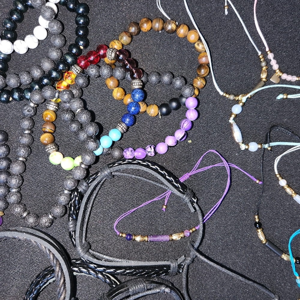 Handmade bracelets - Picture 3 of 3